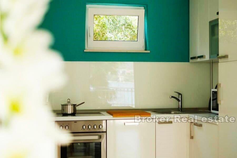 Hus i første rad til sjøen