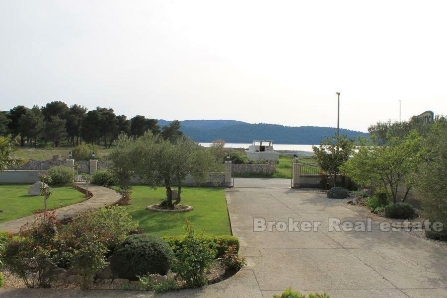 American style vila, for sale