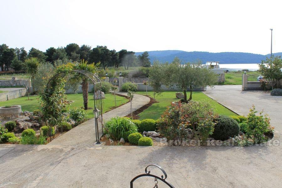 American style vila, for sale