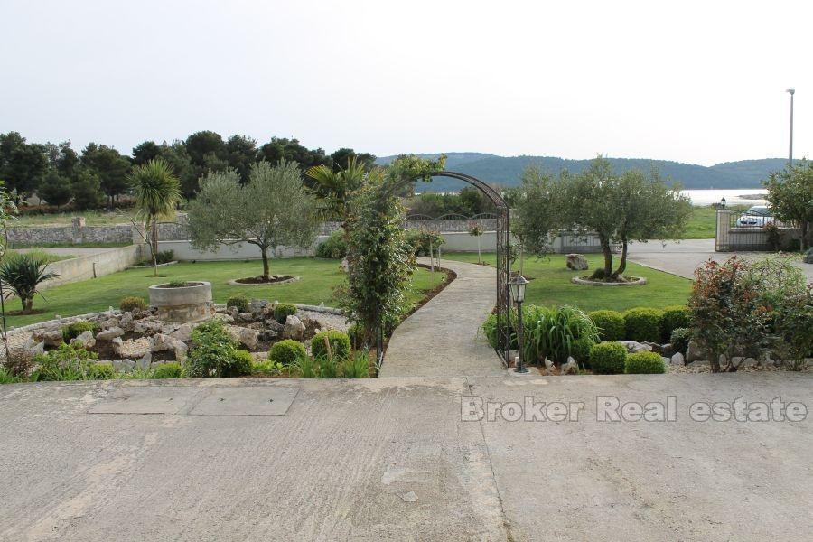 American style vila, for sale