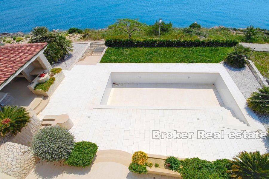 Apartman prvi red uz more