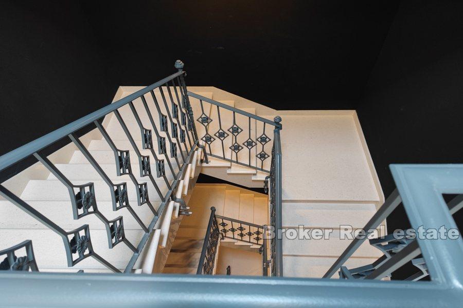 Penthouse w pierwszym rzędzie do morza