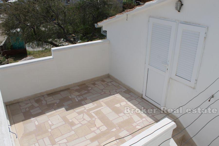 Semi-detached house, for sale