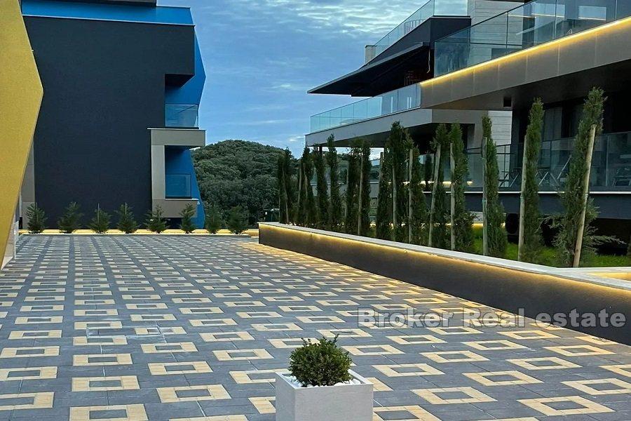 Luxuriöse Apartmentvilla mit Meerblick