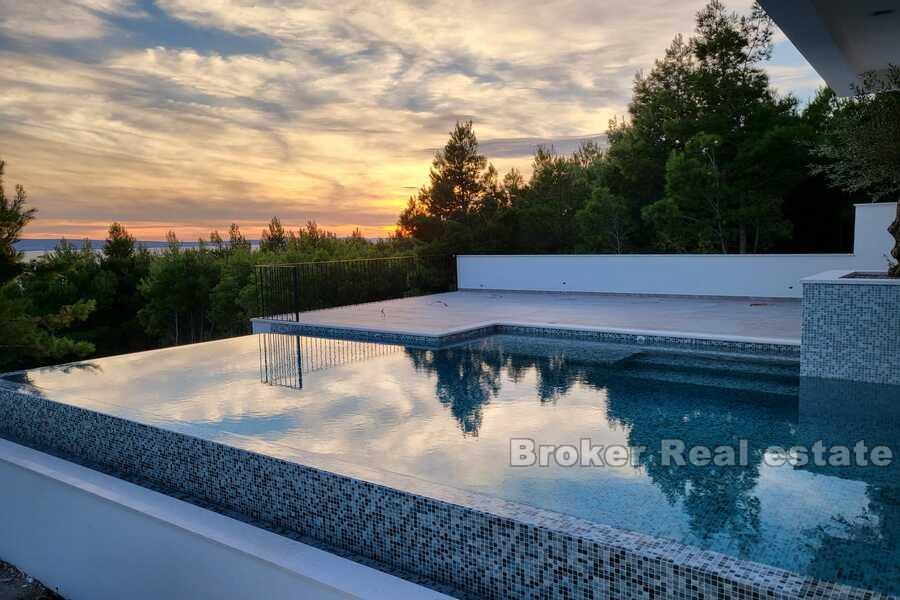 Luxusvilla mit Meerblick