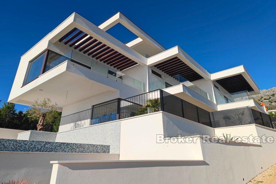 Luxusvilla mit Meerblick
