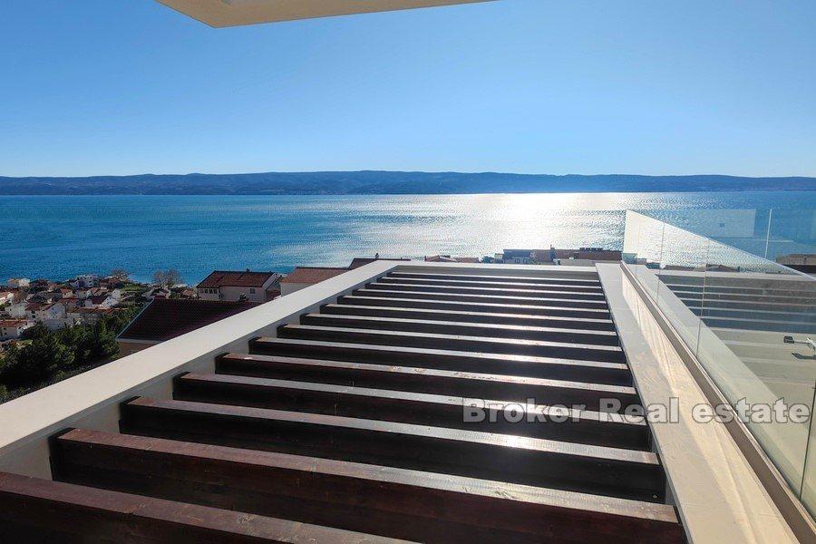 Luxusvilla mit Meerblick