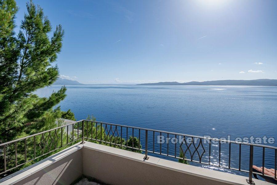 Hus första raden till havet