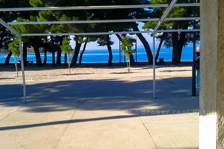 Restauracja przy morzu, na sprzedaż