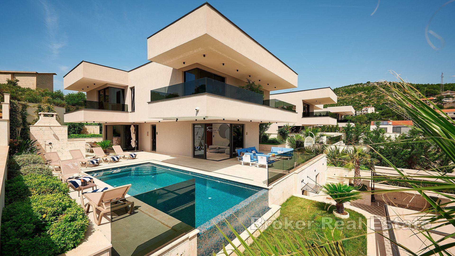 Ville di lusso con vista panoramica sul mare