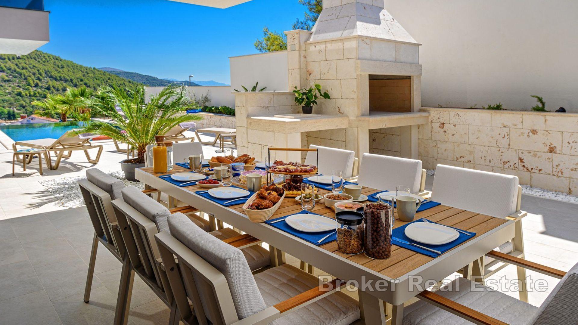 Ville di lusso con vista panoramica sul mare