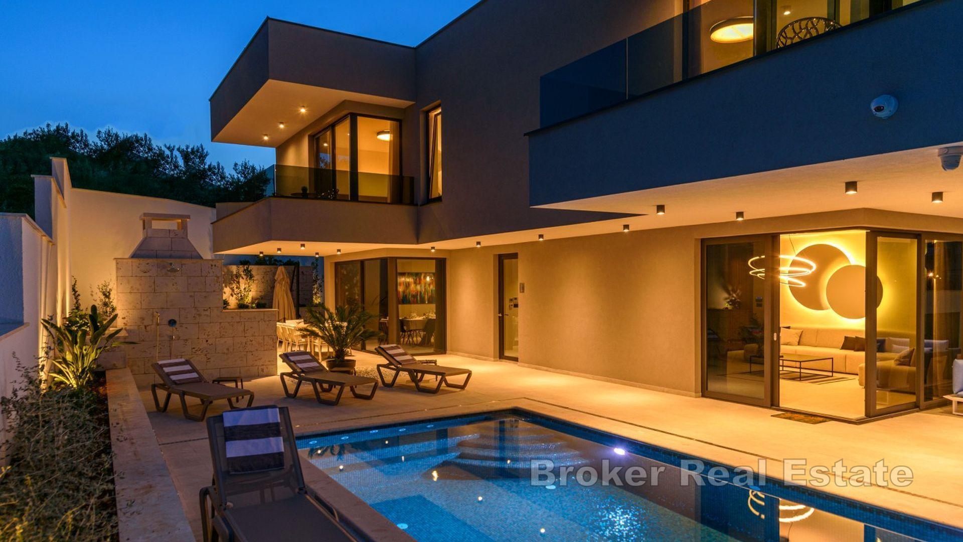 Lyxig villa med havsutsikt