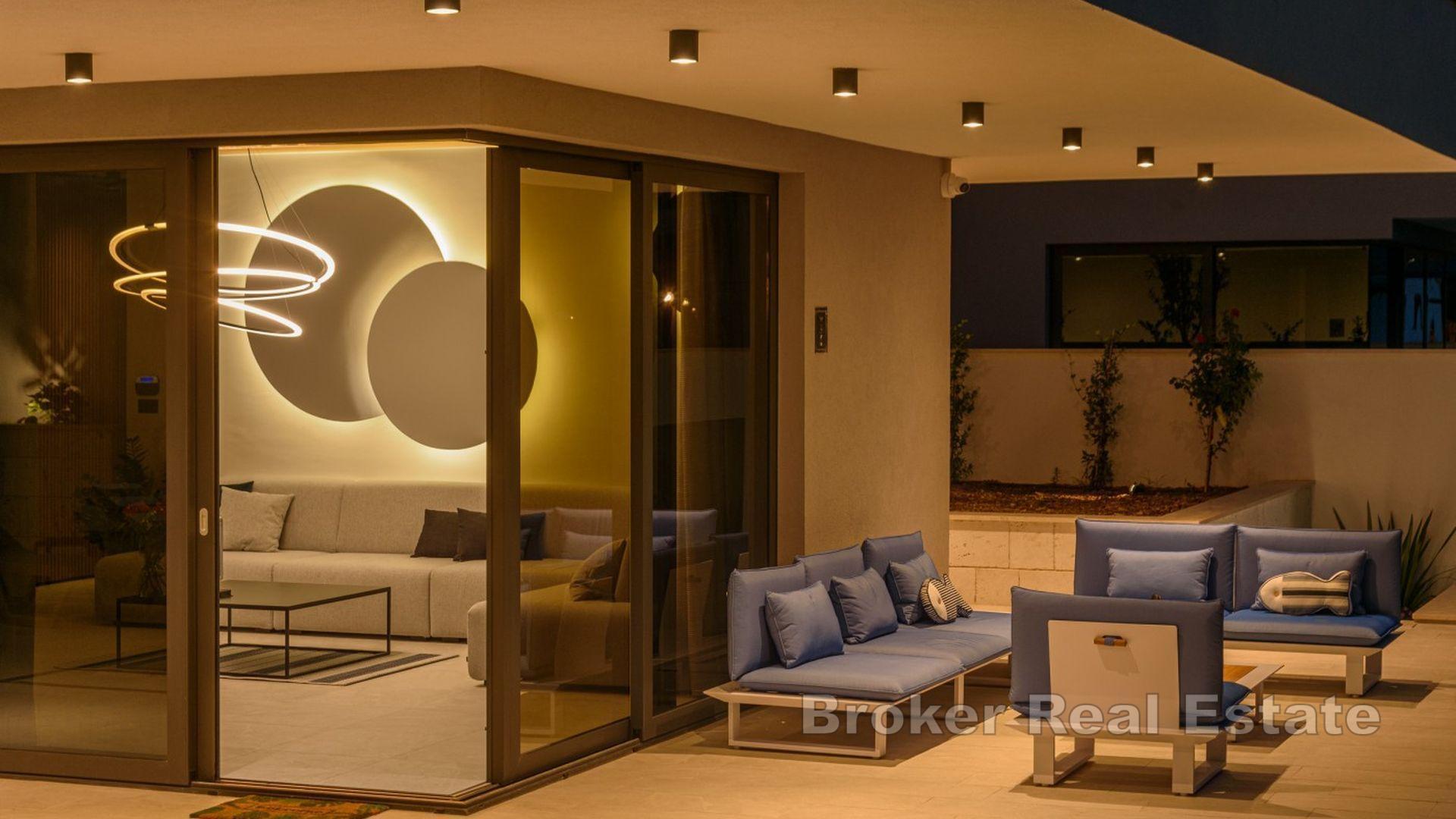 Lyxig villa med havsutsikt