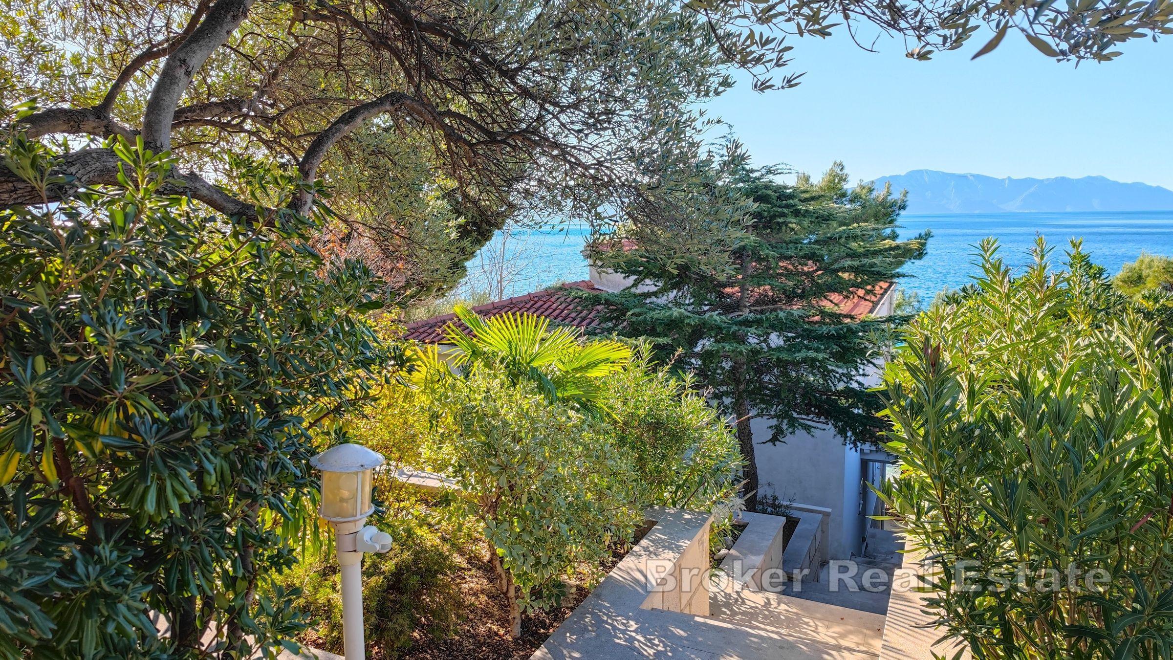 Hus första raden till havet