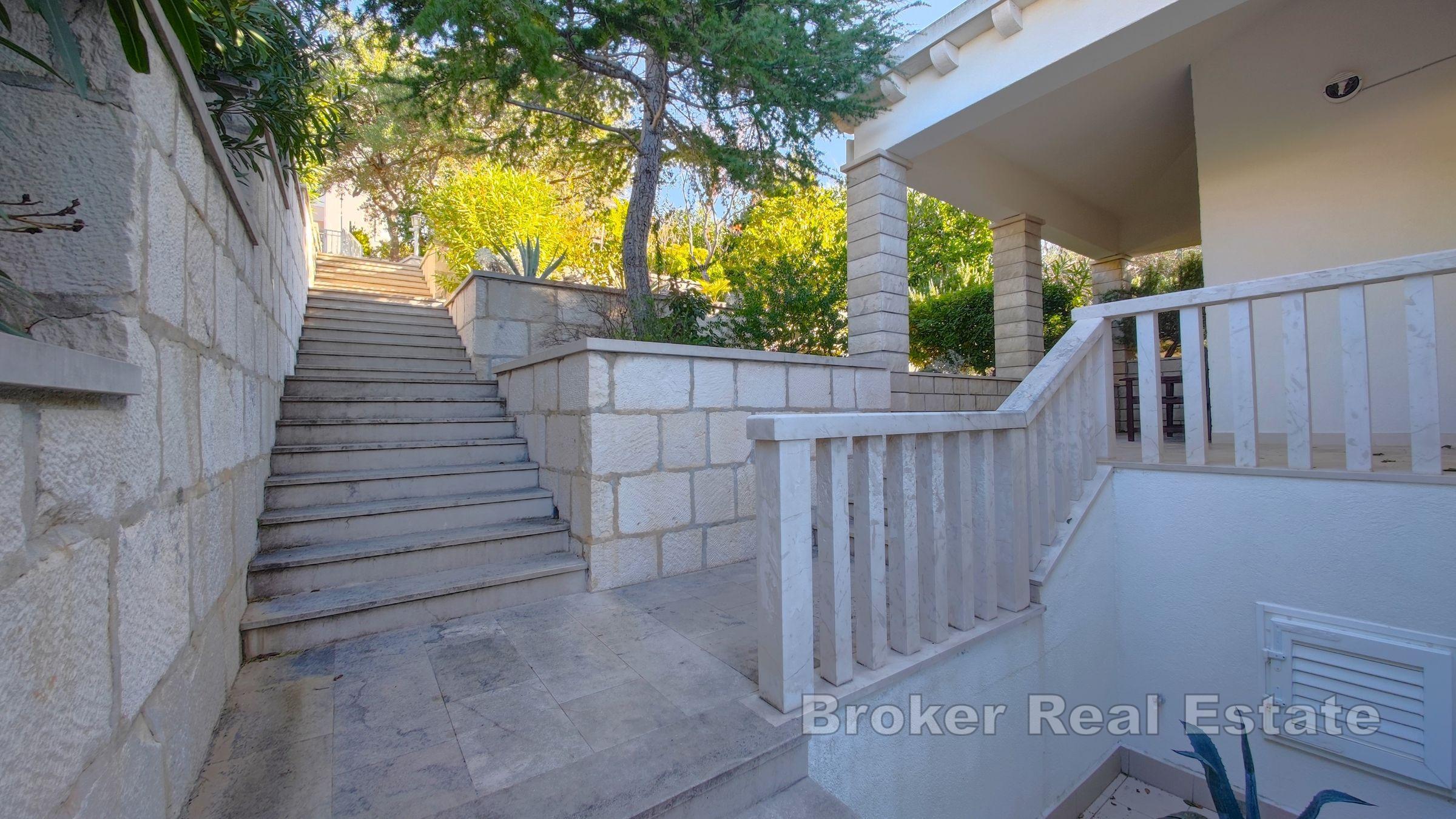 Hus första raden till havet