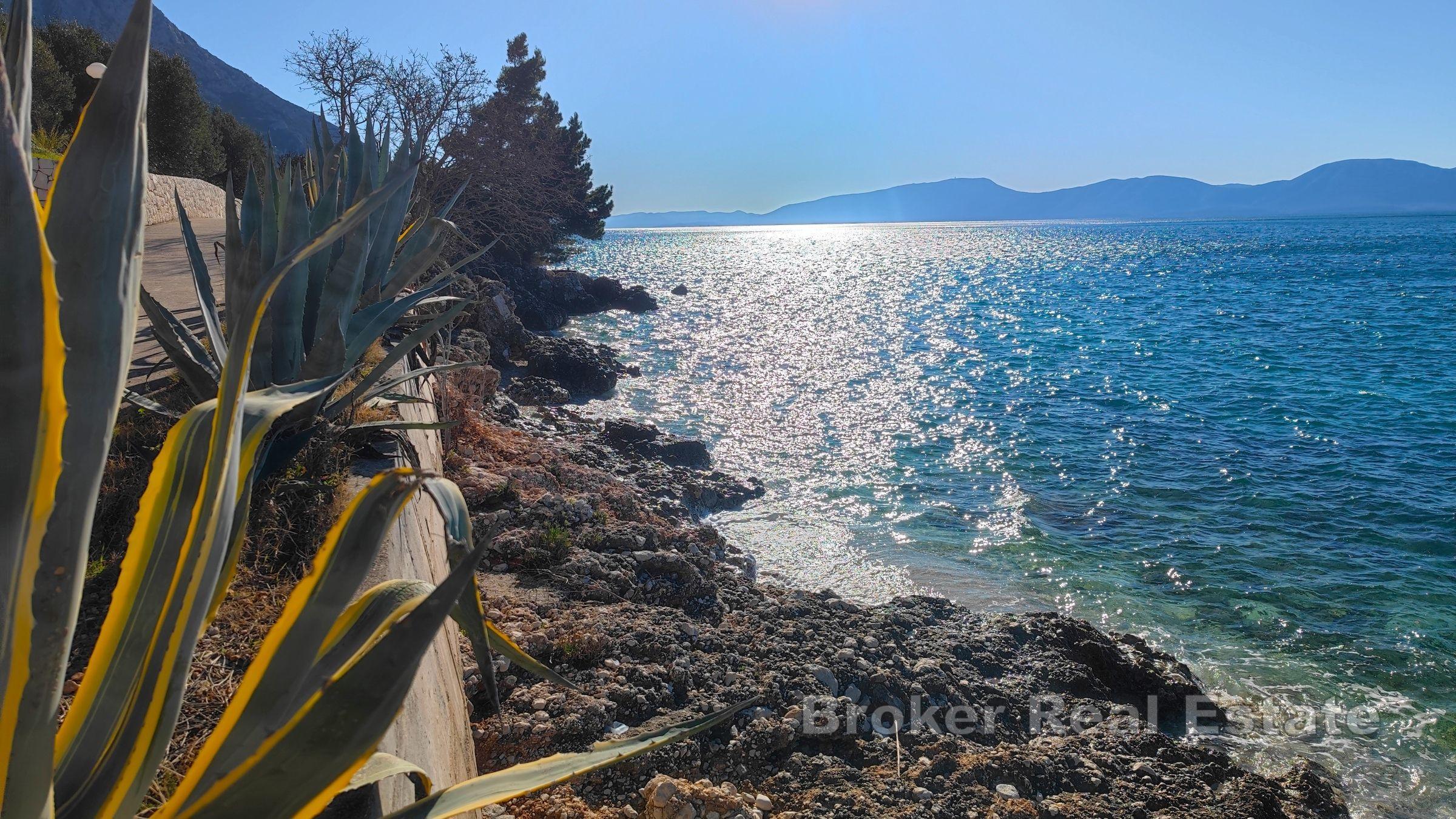 Hus första raden till havet