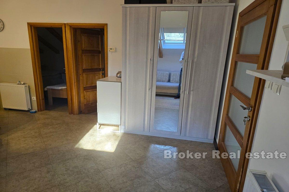 House first row to the sea