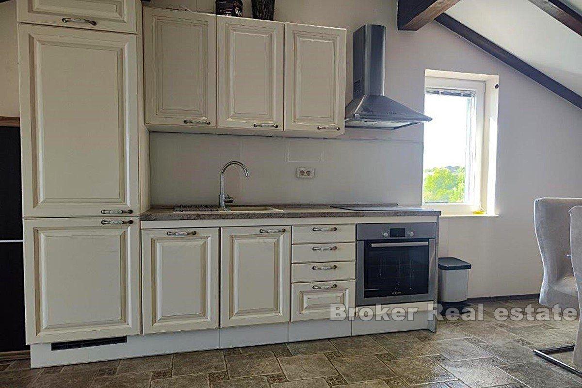 Vila první řada k moři