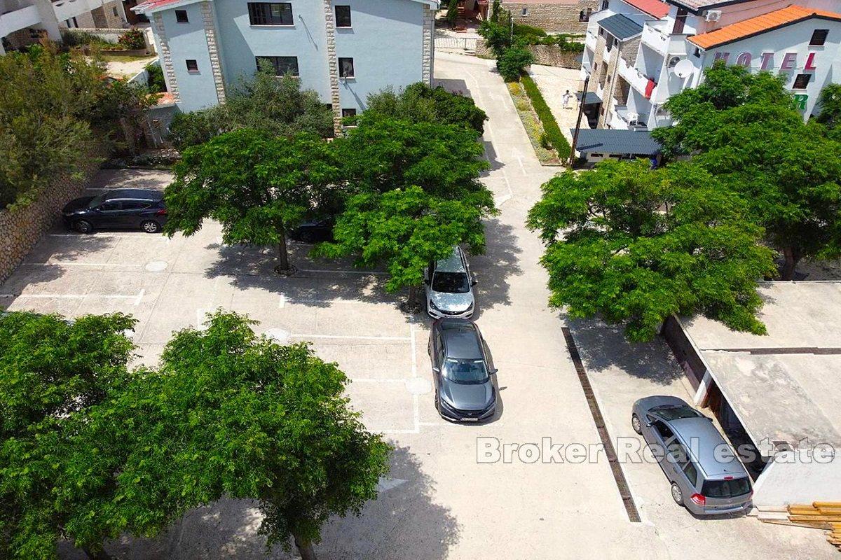 Семейный отель в первом ряду от моря