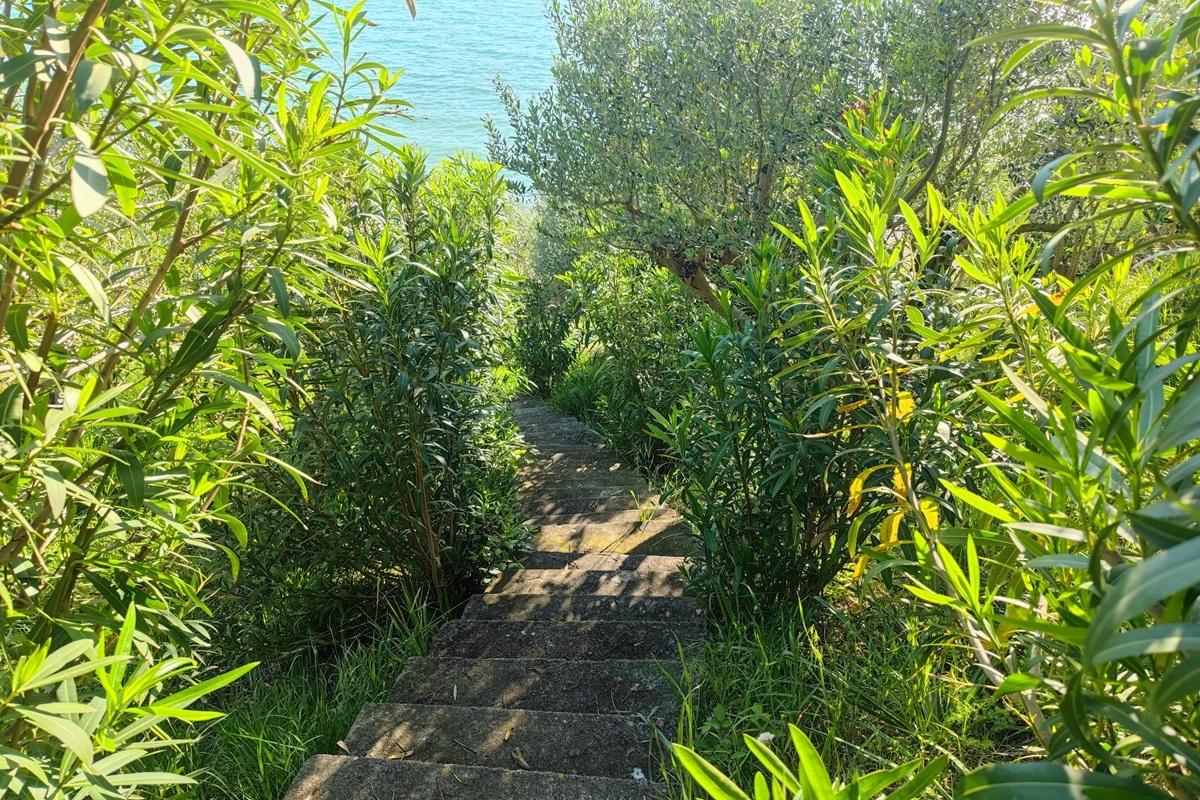 Dom w pierwszym rzędzie do morza