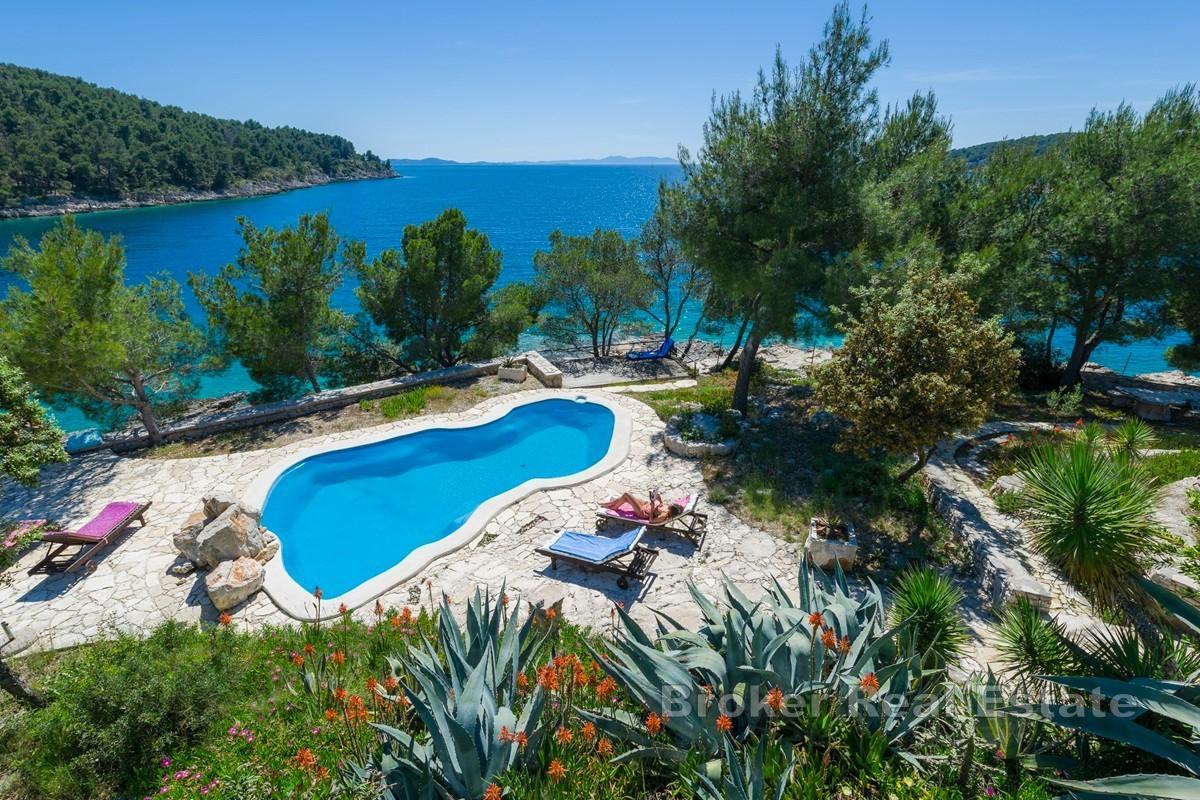 Atrakcyjna nieruchomość w wyjątkowej lokalizacji nad morzem