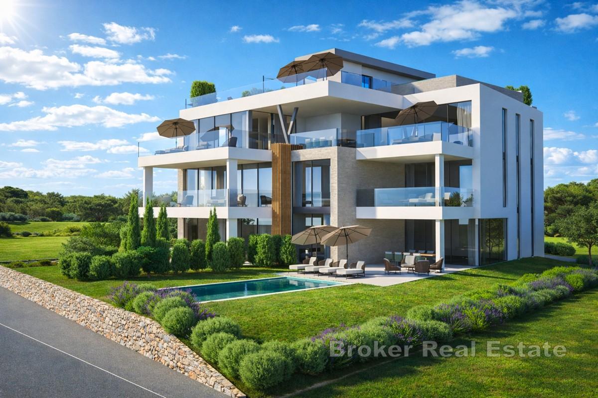 Lyxlägenheter första raden mot havet