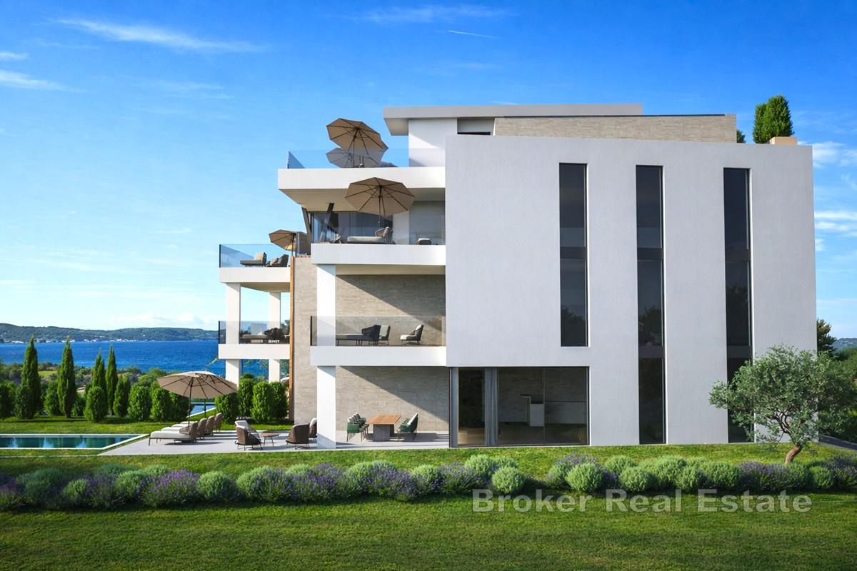 Luksuzni apartmani prvi red do mora