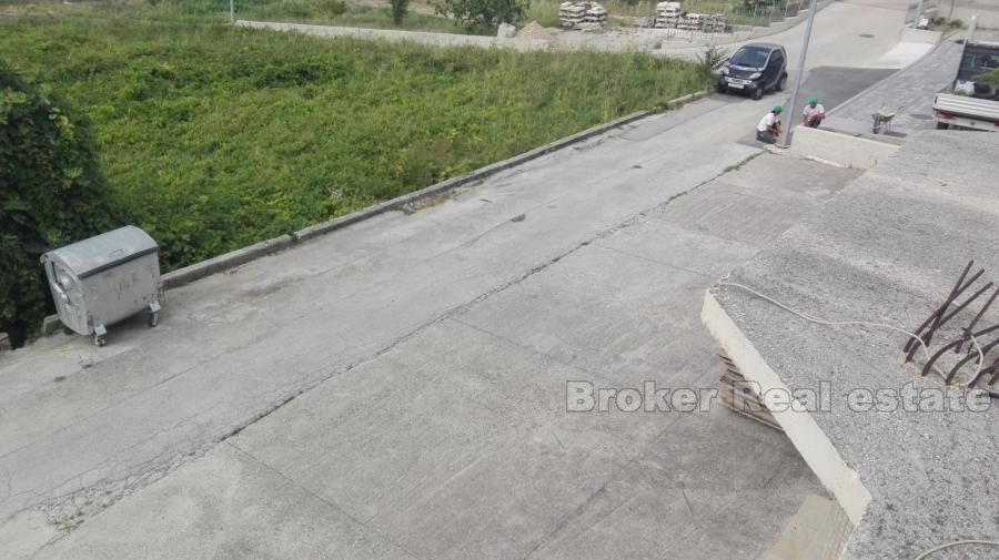 Poslovni objekt 490m2, na zemljištu od 600m2