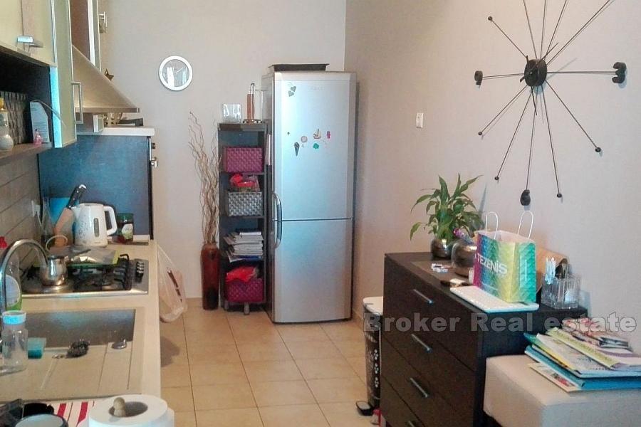 Komfortowy apartament z dwoma sypialniami, na sprzedaż