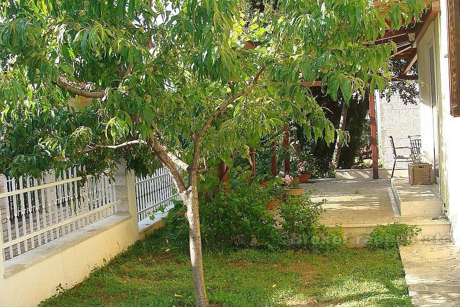 Bella casa di famiglia, in vendita