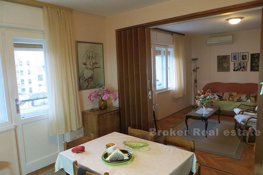 Appartement confortable à deux chambres