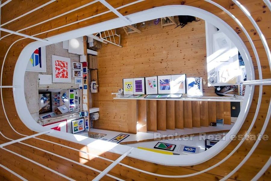 Espace résidentiel et de bureau, à vendre