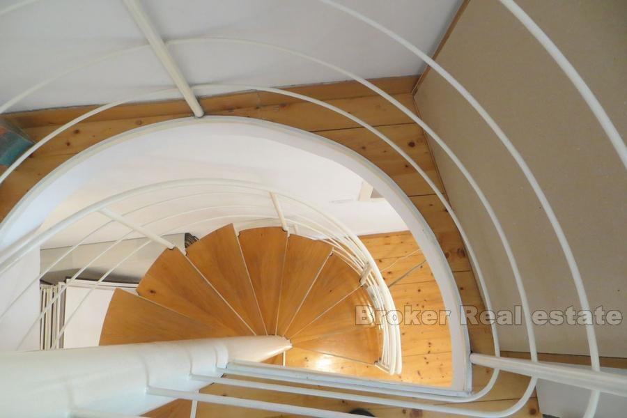 Espace résidentiel et de bureau, à vendre