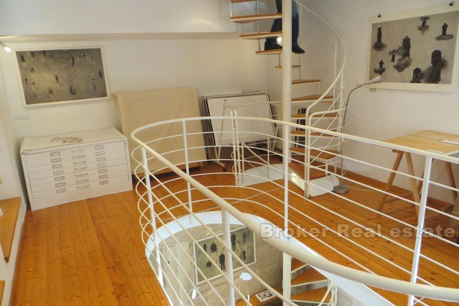 Espace résidentiel et de bureau, à vendre