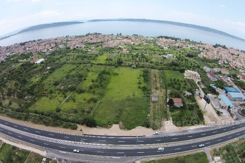 Строительный участок для продажи