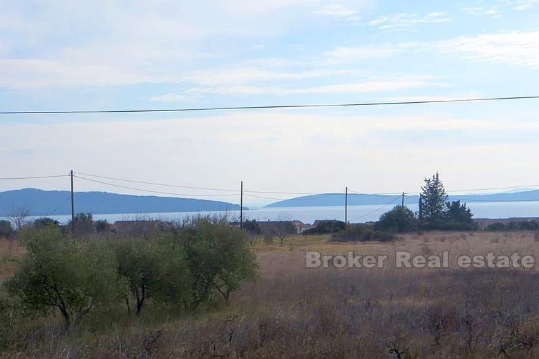 Byggnad tomt till salu