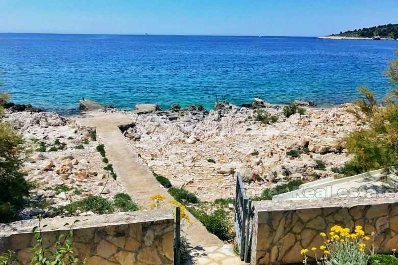 Charmigt hus, till salu