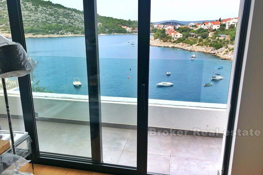 Moderne Villa am Meer
