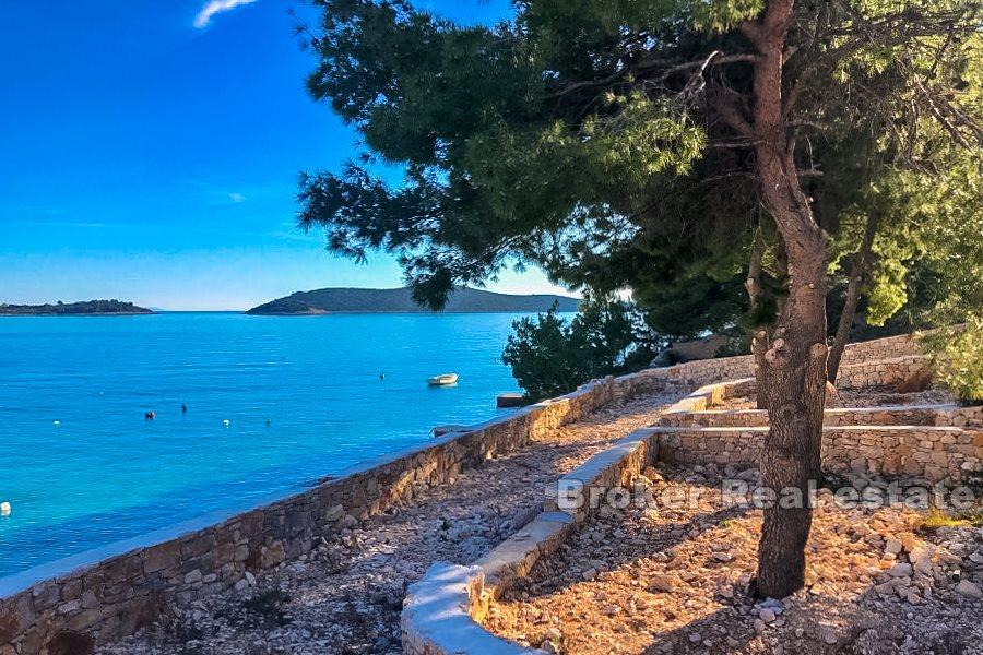 Uferdig villa på eksepsjonell beliggenhet