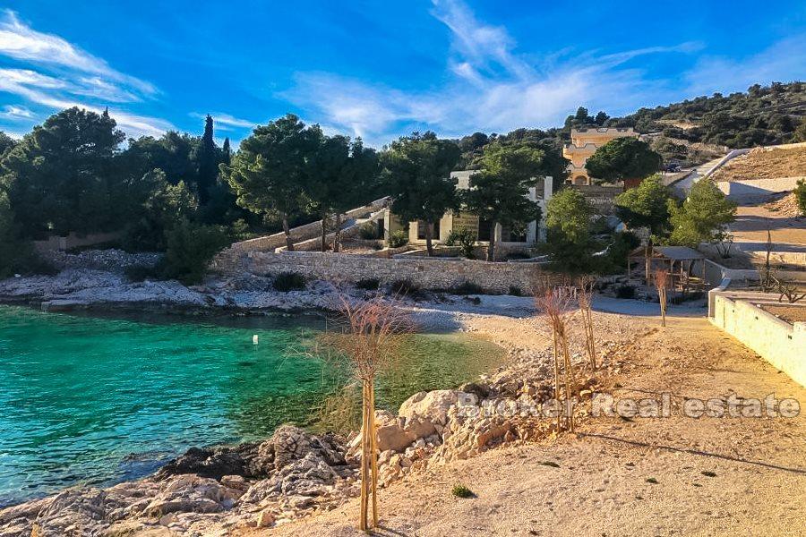 Unfinished villa on exceptional location