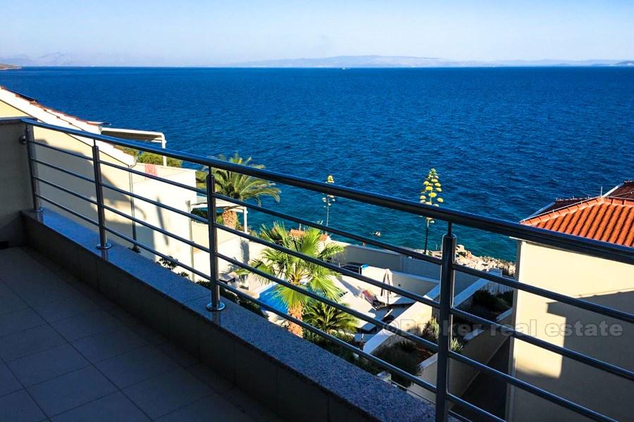 Modern apartment with sea view, island of Ciovo