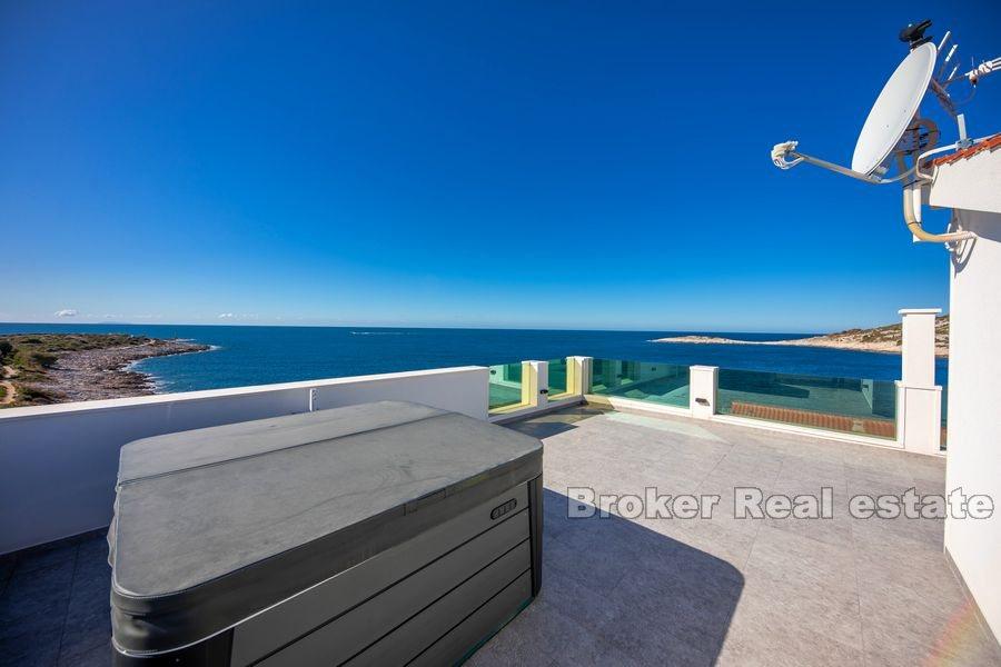 Beautiful family villa with swimming pool