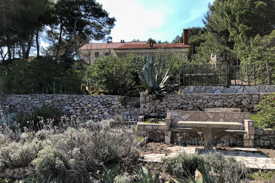 Dom w niesamowitej lokalizacji w pierwszym rzędzie do morza