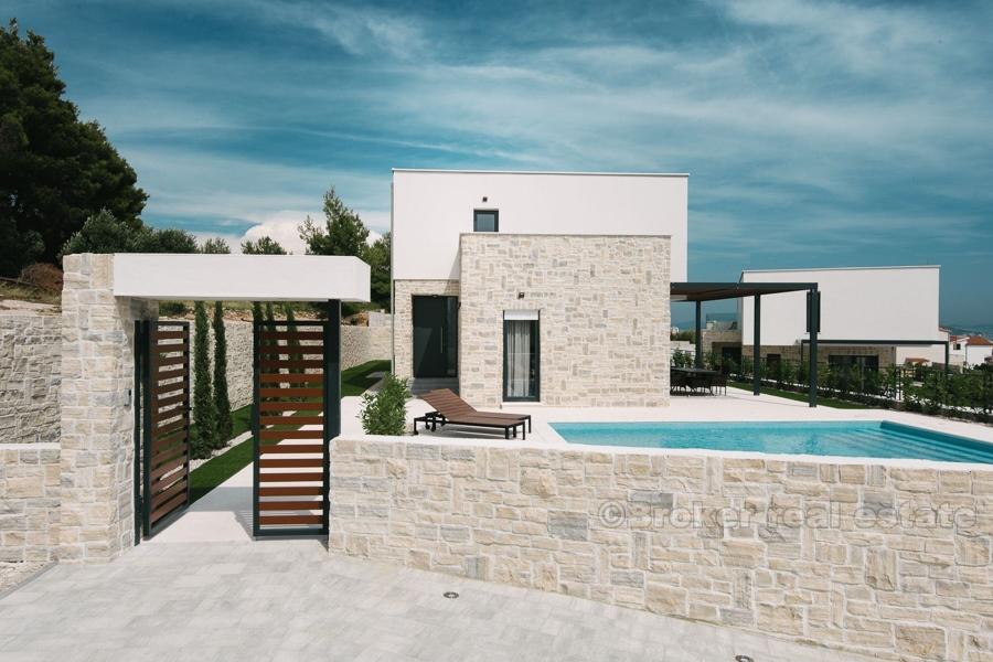 Wysokiej jakości, nowo wybudowana willa w pobliżu Sibenika