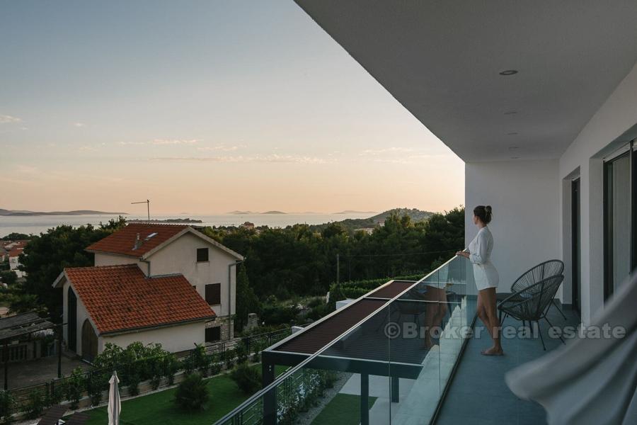 Hochwertige, neu gebaute Villa in der Nähe von Sibenik