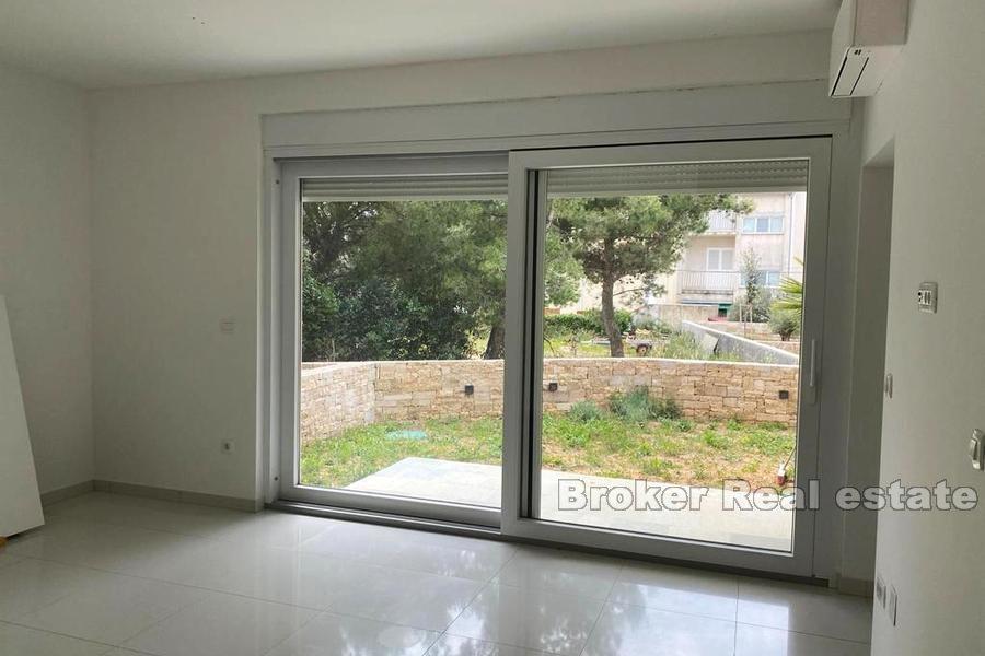 To-roms leilighet nær sjøen