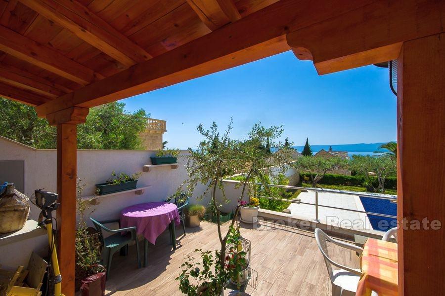 Schönes Apartmenthaus in der Stadt Bol