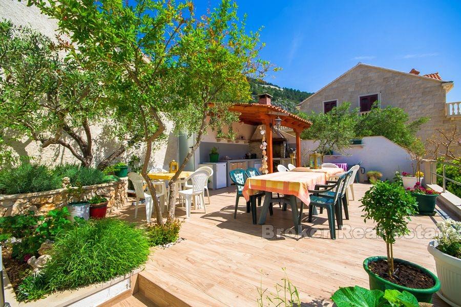 Lovely apartment house in city of Bol