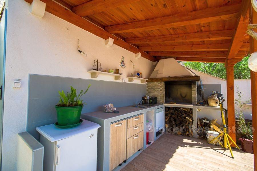 Lovely apartment house in city of Bol