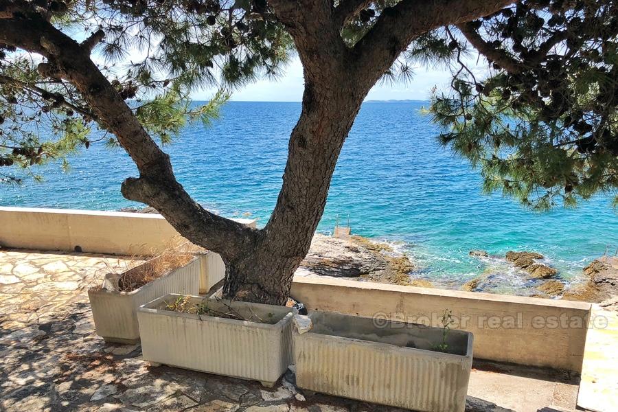 Bella casa vicino a Primosten